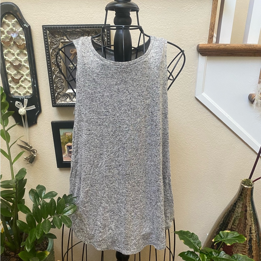 Loose Flowy Tank